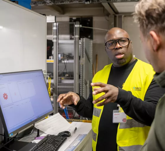 Maintenance management consultant geef training
